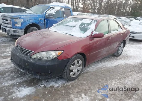 2005 Toyota Camry Xle V6 from USA, damaged, VIN 4T1BF30K85U089709